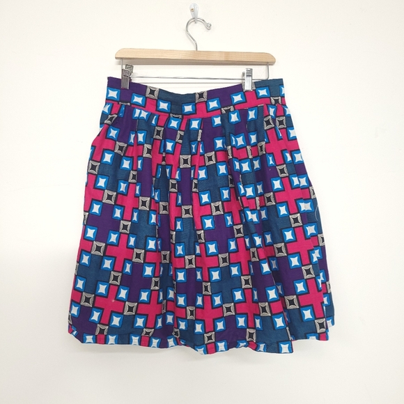 Grass-fields Ankara print cotton custom with stretchy waist bend and pockets, - Picture 3 of 14